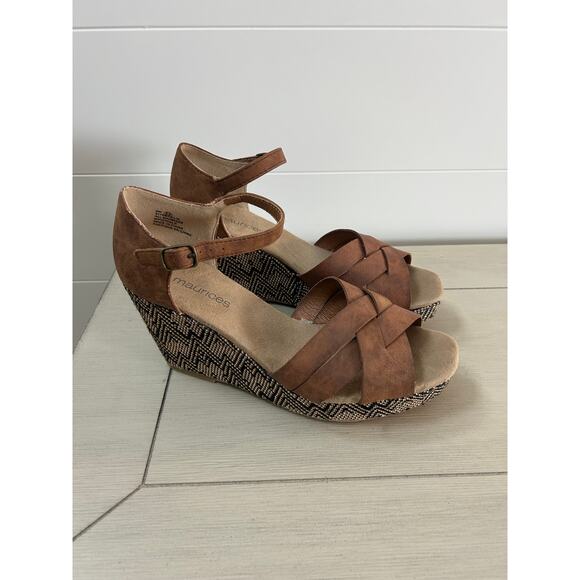 Maurices Faux Leather Wedge Sandals Size 9 Boho Design Brown Black - Picture 1 of 8